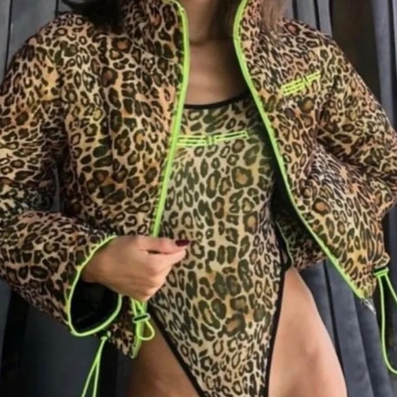 Leopard Puff Coat - Picture 2 of 2